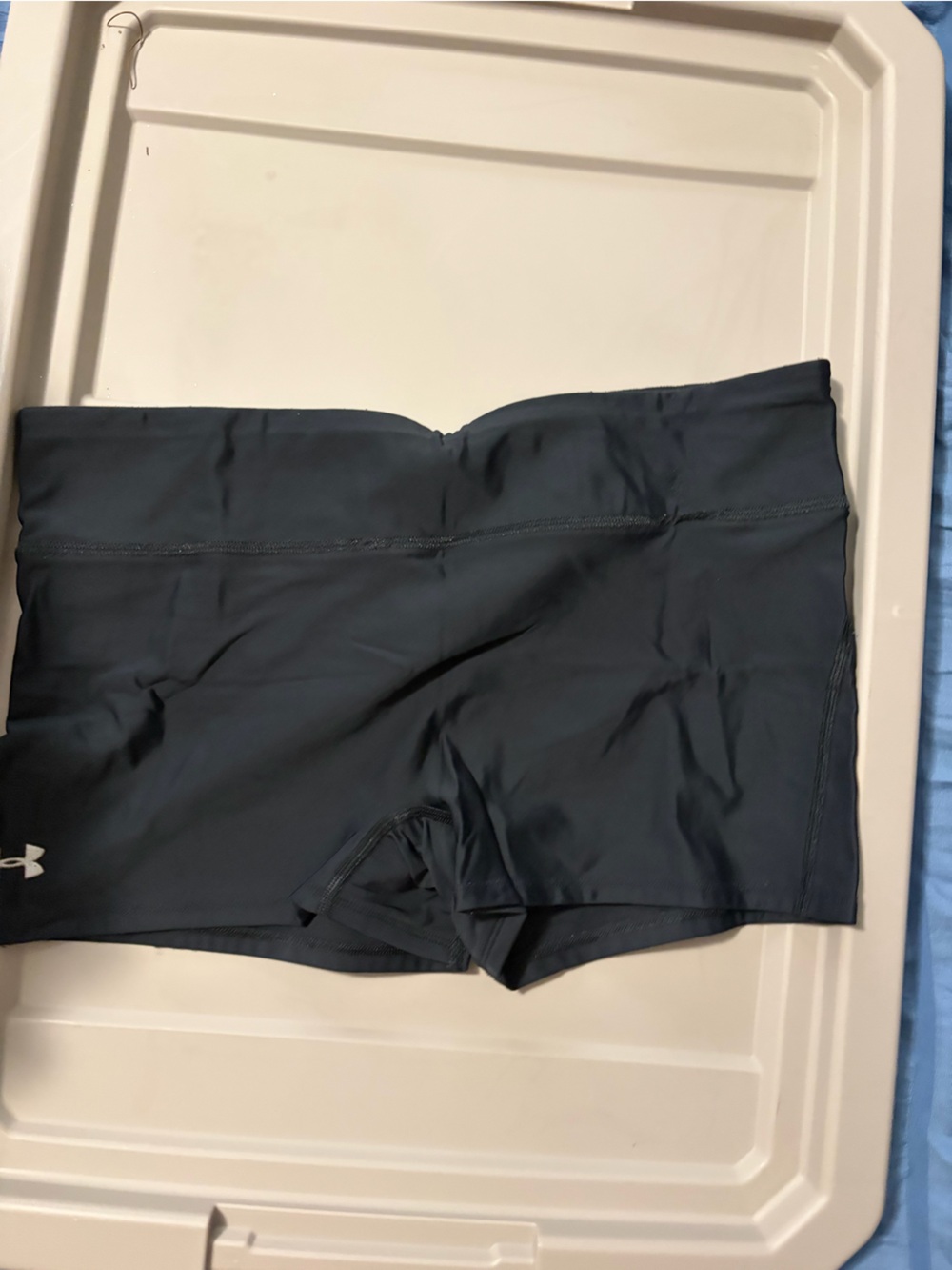 Under Armour women’s medium Black Athletic Shorts